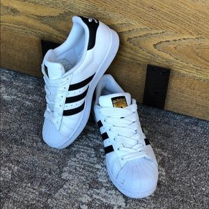 Adidas super star